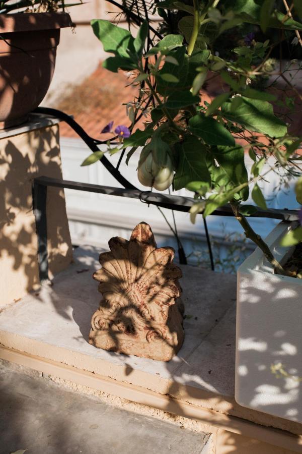 Stylish, Basement Studio With Roof Top Access - Ep9B Athens Exterior photo